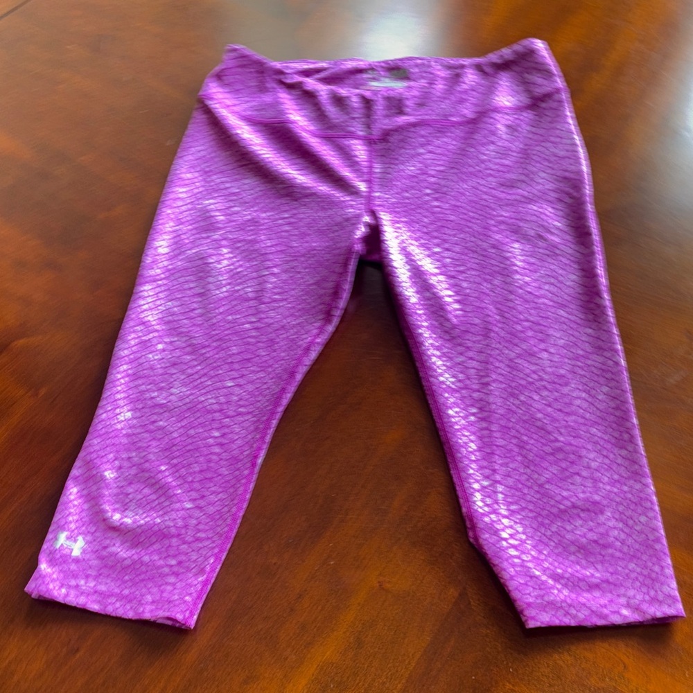 Under Armour athletic capri pants under armour size m